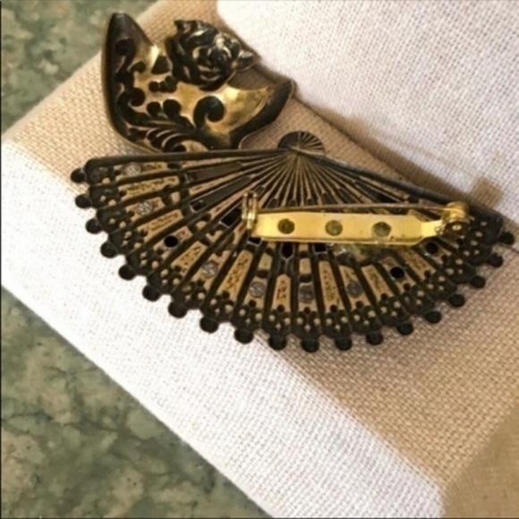 Vintage Brooch Heel, Fan - Picture 2 of 4